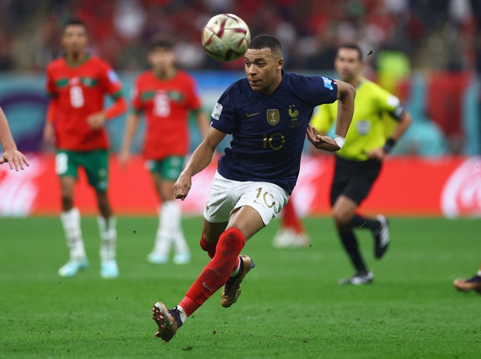 Messi và Mbappe đua tranh gì ở chung kết World Cup 2022?
