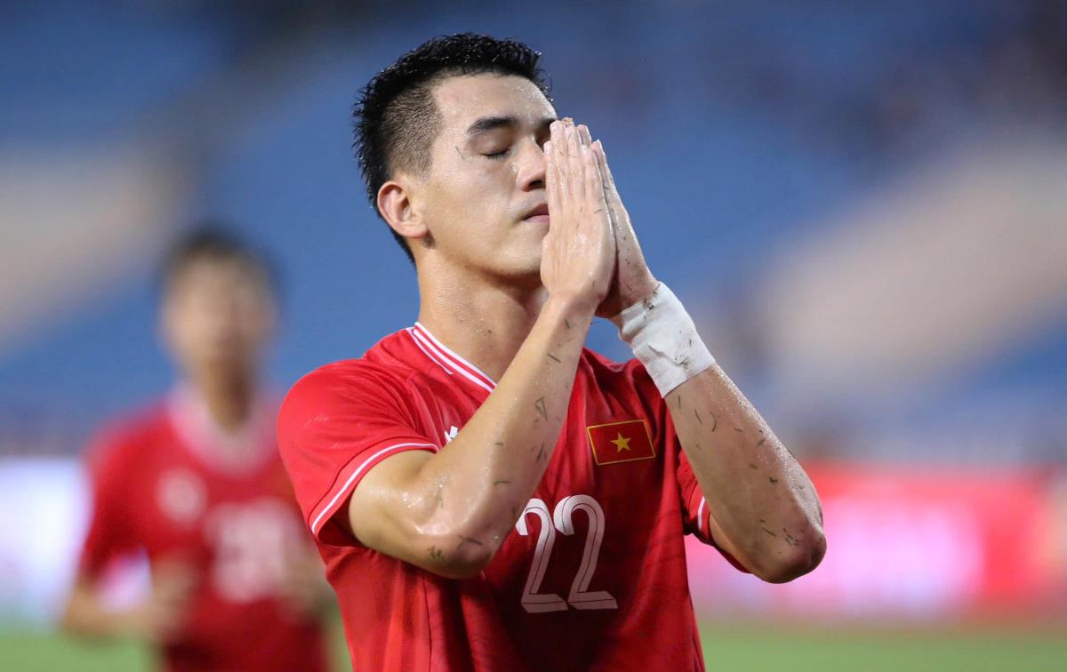 Sổ tay: FIFA